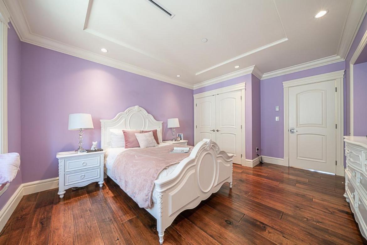 Spacious Cozy House In Vancouver West エクステリア 写真